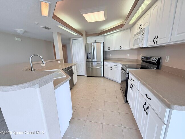 Building Photo - 8903 Laguna Ln