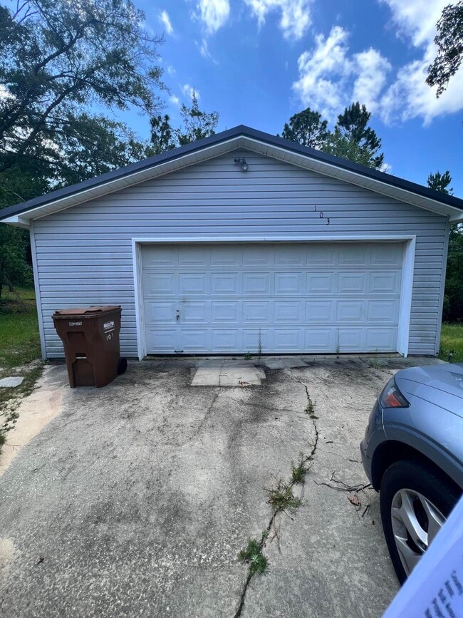 Building Photo - 103 Wedgewood Ct