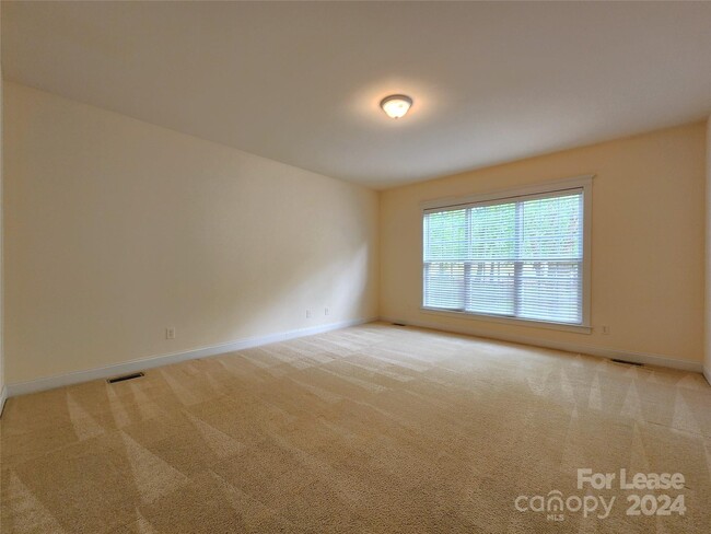 Building Photo - 2701 White Pines Court
