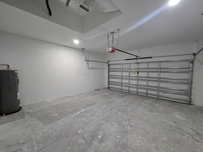 Building Photo - BRAND NEW 4/2/2-SOUTH LEHIGH ACRES