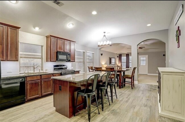 Building Photo - 16707 Promenade Park