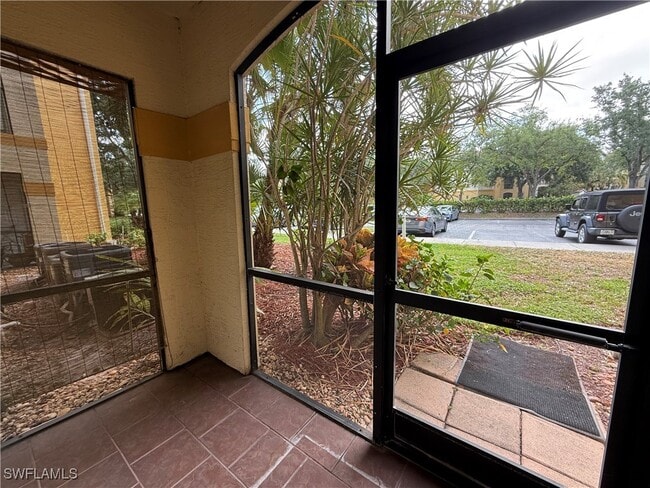 Building Photo - 11530 Villa Grand