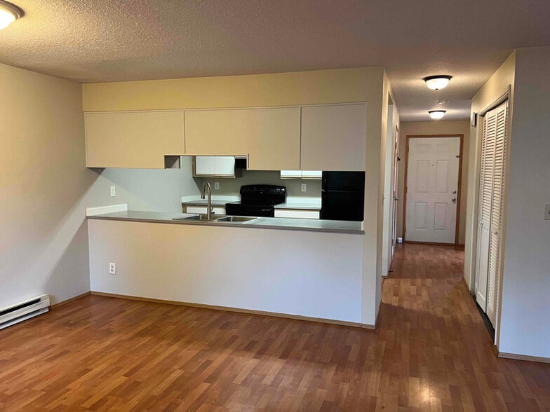 Building Photo - 1008 X St