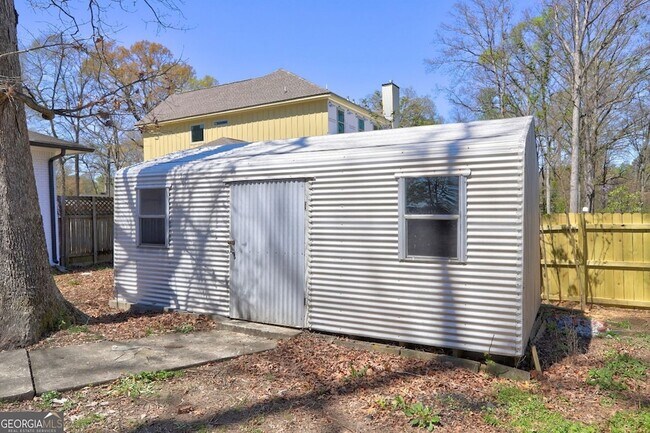 Building Photo - 469 Dogwood Dr NW