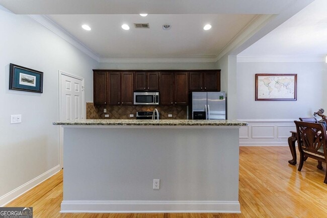 Building Photo - 2022 Cobblestone Cir NE