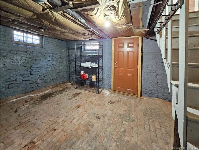 Building Photo - 34 Woodland St