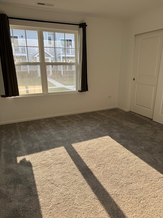 Building Photo - 4347 Chelsea Mnr Cir