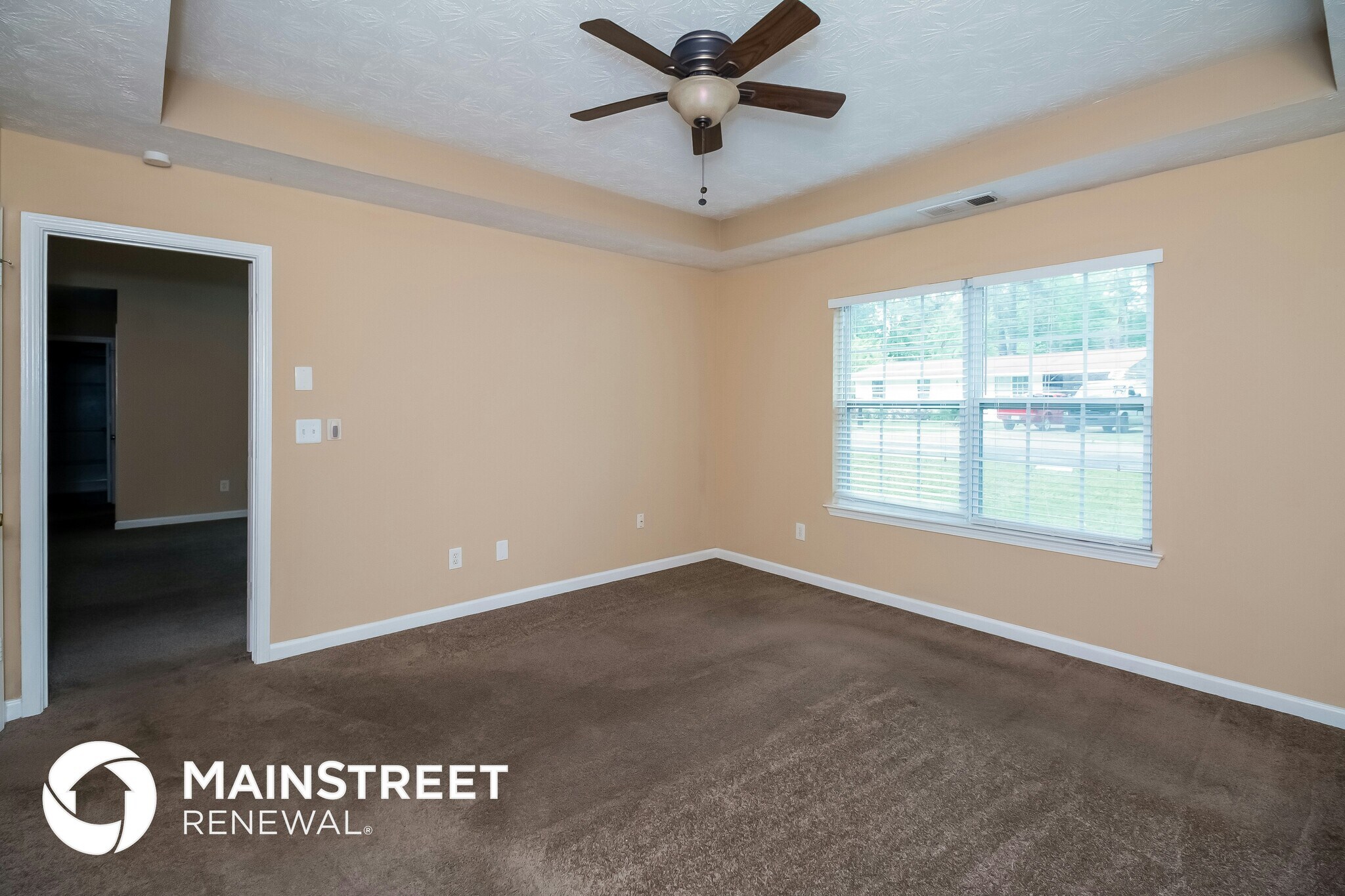 Building Photo - 685 Nassau St