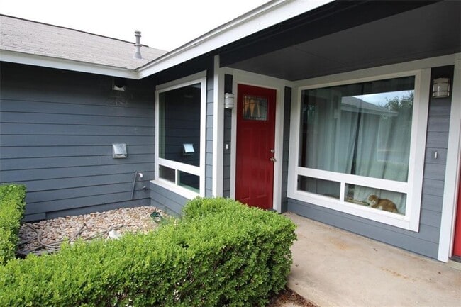 Building Photo - 10702 Lanshire Dr