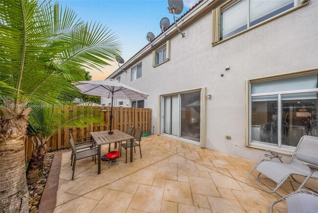 Building Photo - 5625 NW 112th Path