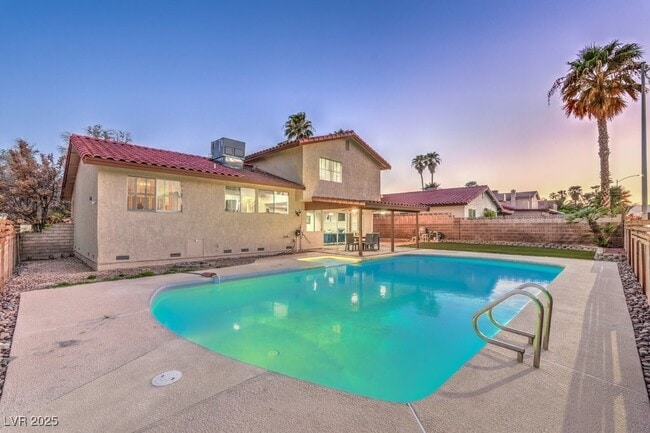 Building Photo - 5198 Hibbetts Dr