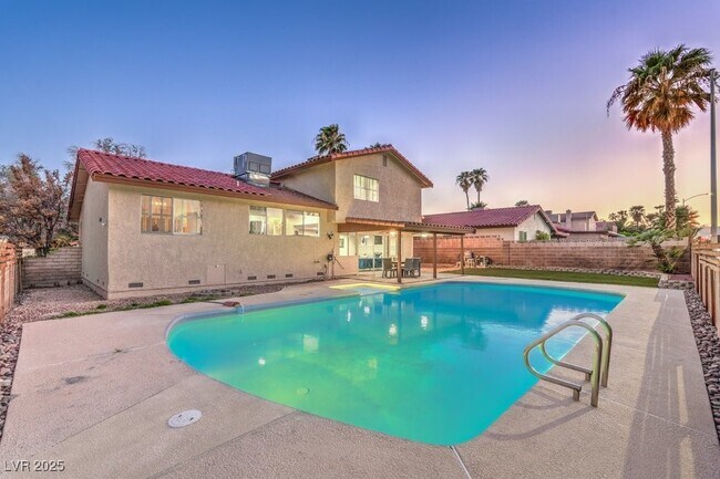 Primary Photo - 5198 Hibbetts Dr