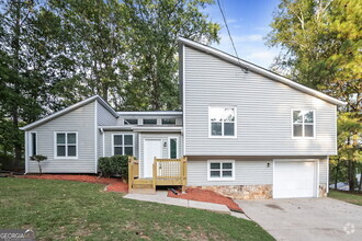 Building Photo - 6513 Mitchell Ln SW