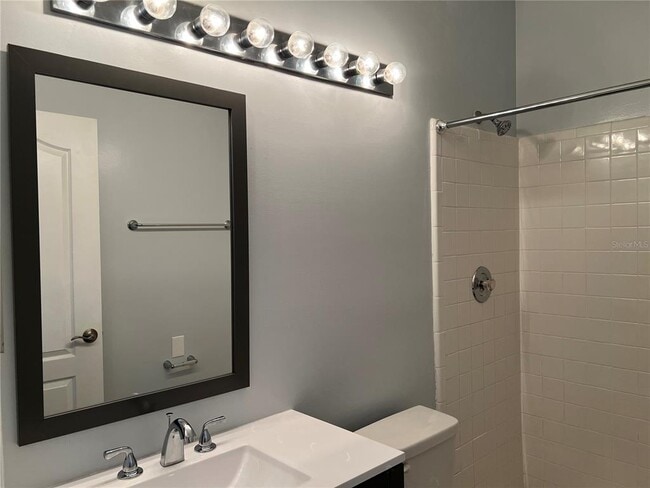 Building Photo - 805 Normandy Trace Rd