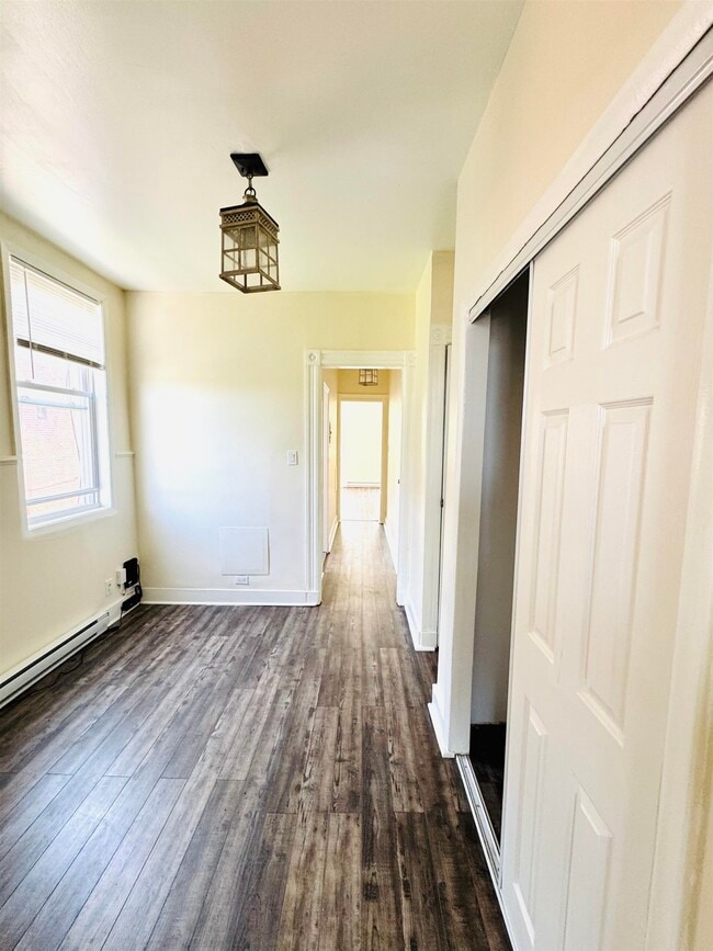 Building Photo - 289 Communipaw Ave