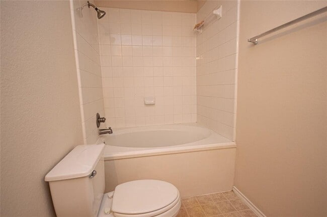 Building Photo - 315 Remington Creek Dr
