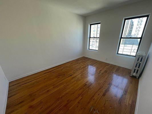 Building Photo - 2 bedroom in BRONX NY 10456