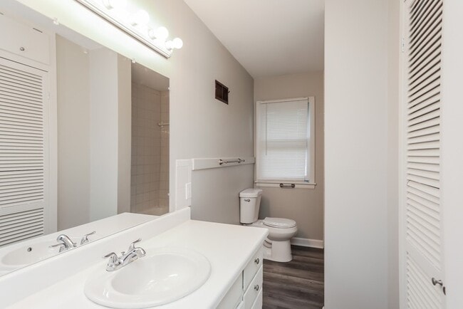 Building Photo - Great 3 Bedroom Kansas City Home