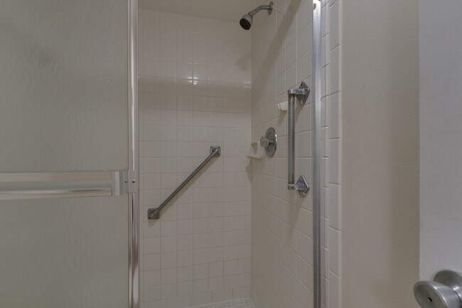 Building Photo - 2700 N Hwy A1A