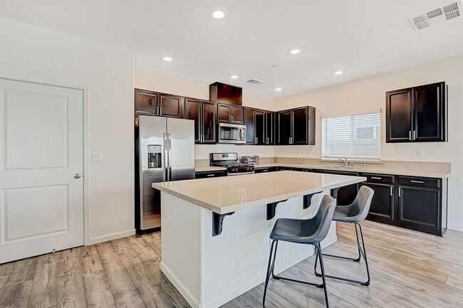 Building Photo - 4 YEARS NEW, FULLY FURNISHED 4 BEDROOM, 2....