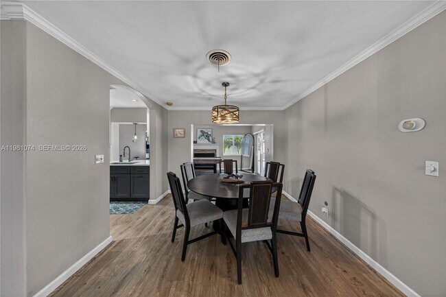 Building Photo - 2161 NE 62nd Ct