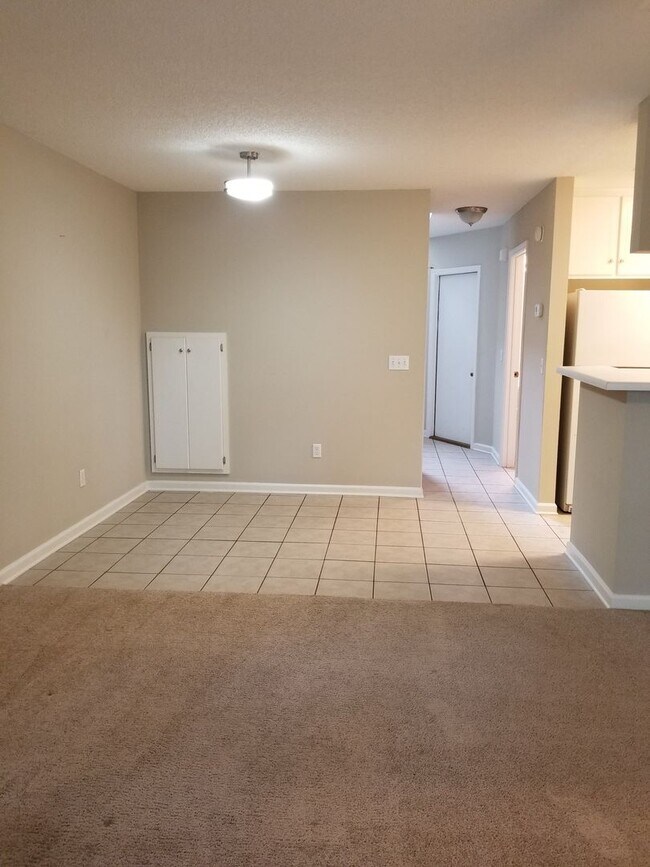 Building Photo - Foxchase Townhomes, Enterprise, AL