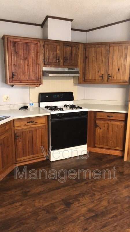 Building Photo - 201 S Preston Rd