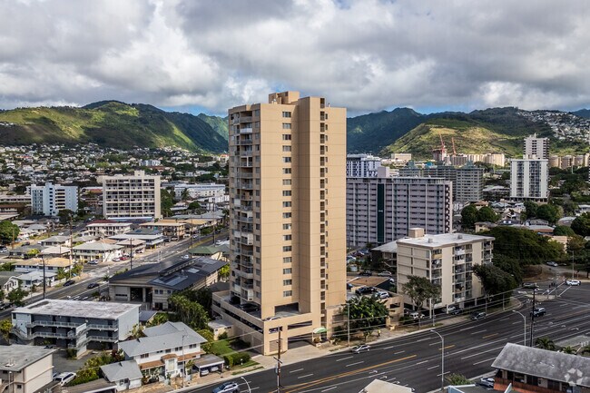 Building Photo - Kapiolani Royale