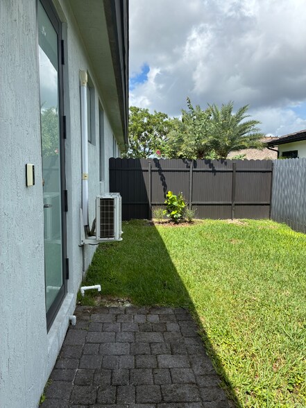 Primary Photo - 131 ave SW 232 St