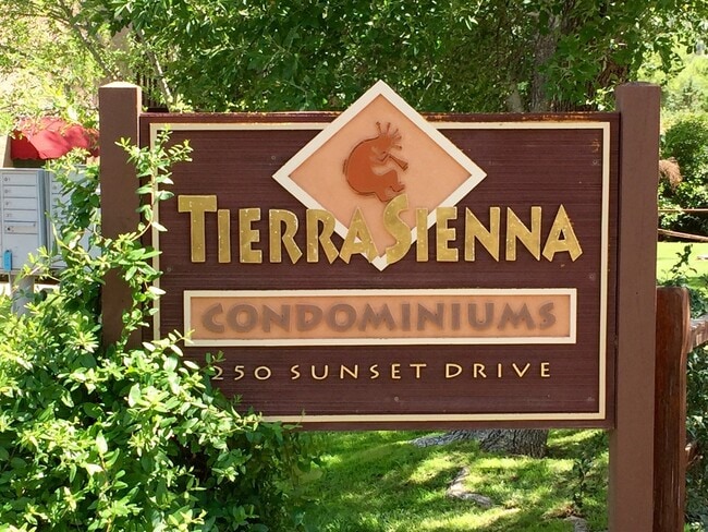 Primary Photo - Tierra Sienna Condo- 6-Month Lease Term