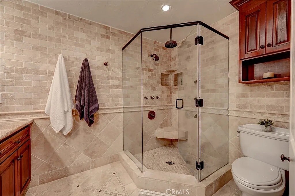 Building Photo - 15335 Magnolia Blvd