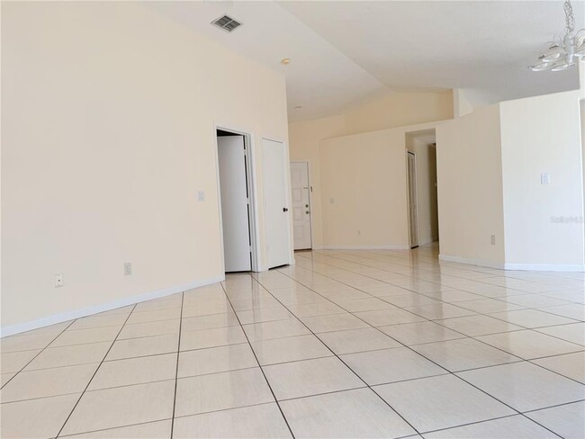 Building Photo - 1116 Sail Creek Dr