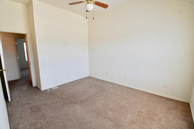 Building Photo - 4003 Doraine Ct