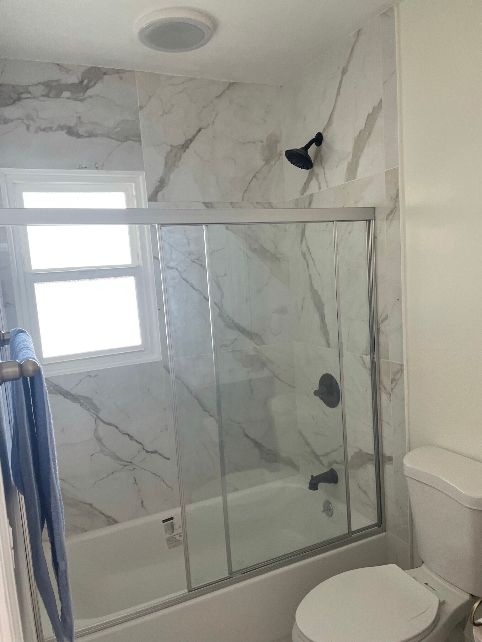 Building Photo - 22602 Victory Blvd