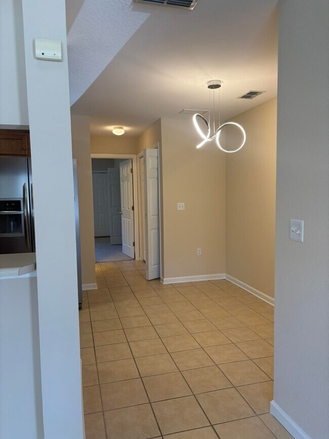 Building Photo - 4434 Gearhart Rd