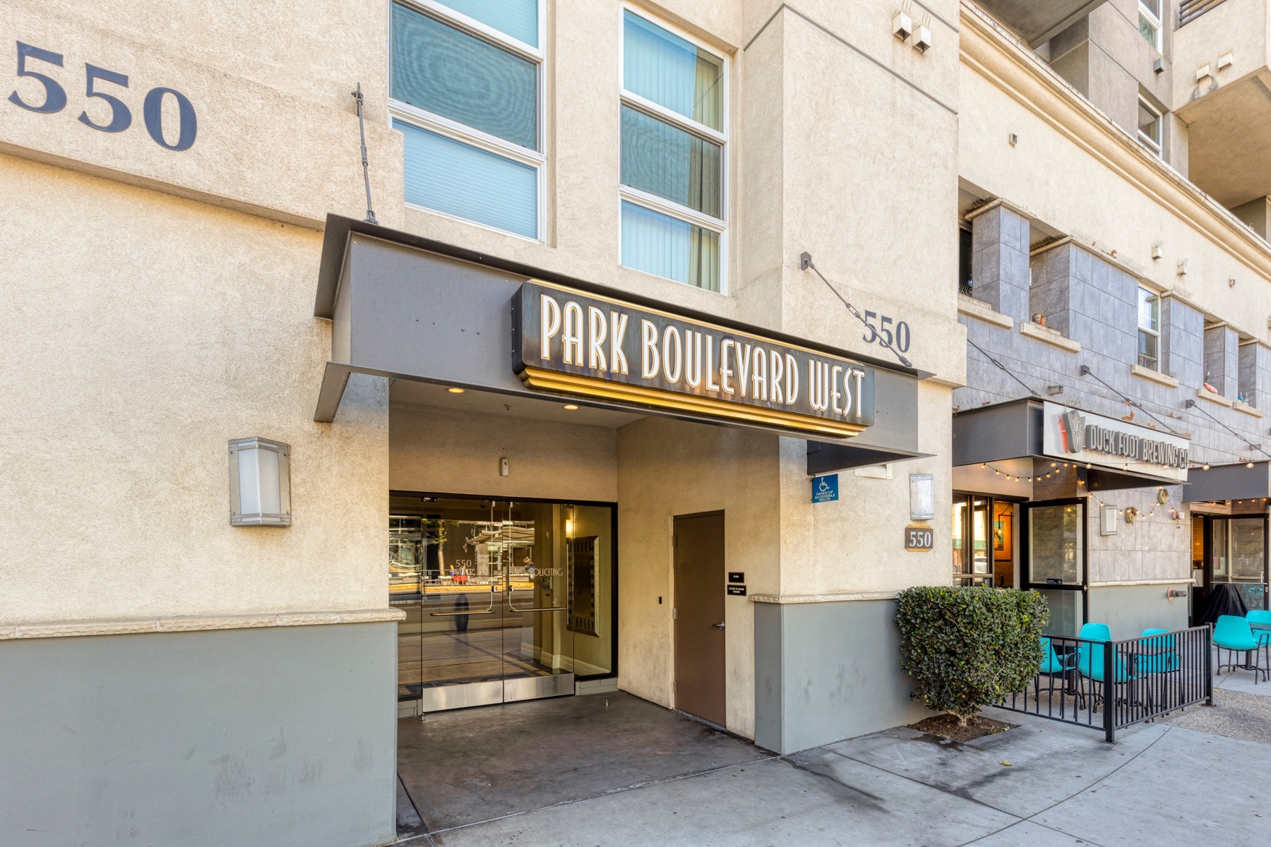 Building Photo - 550 Park Blvd