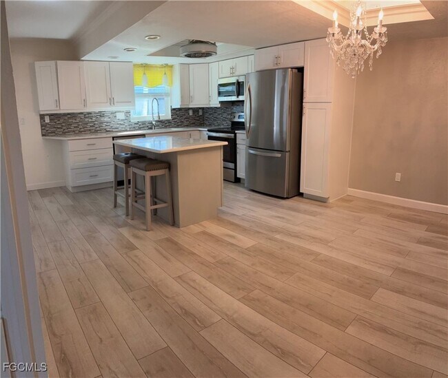 Building Photo - 16021 Amberwood Lake Ct