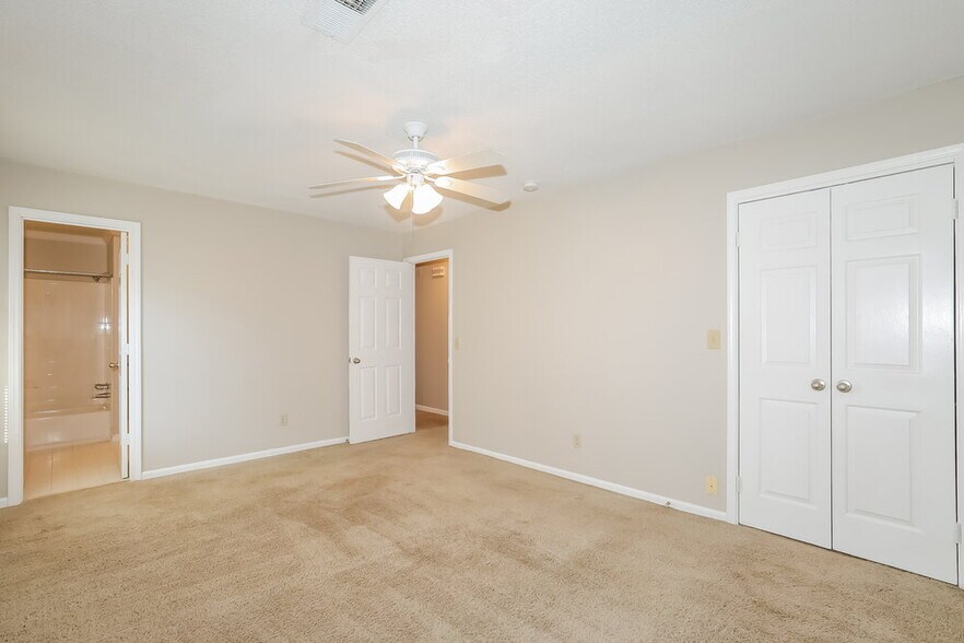 Building Photo - 2270 Seedling Ln