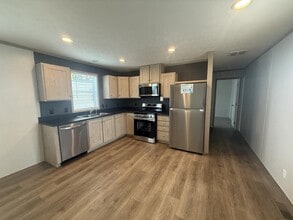 Building Photo - 5410 E Deadwood Dr