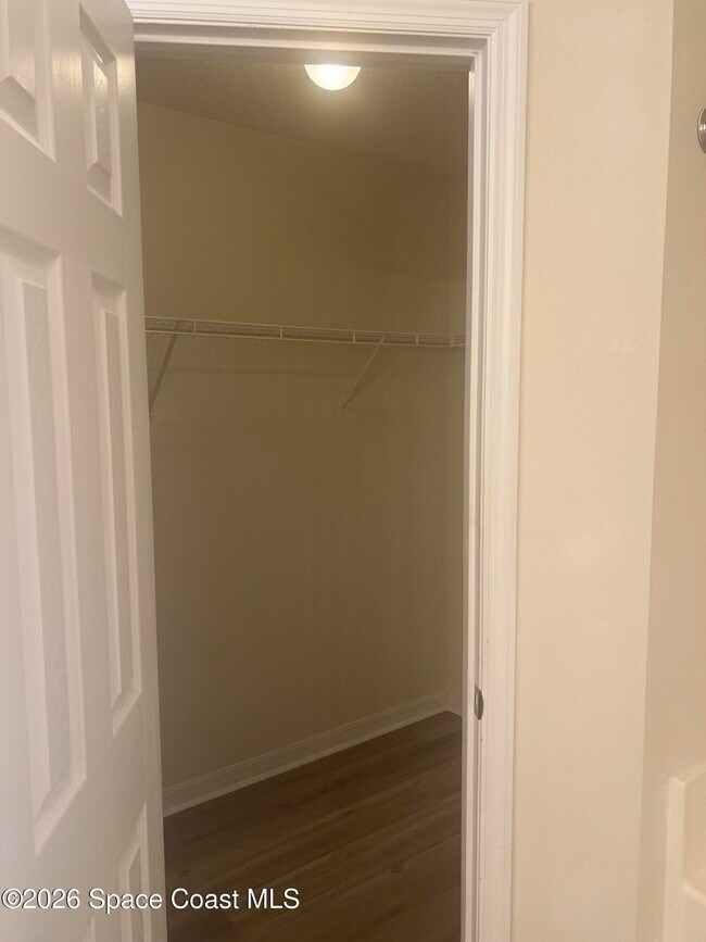 Building Photo - 241 Paquita Cir