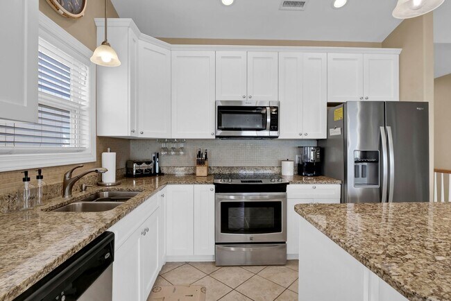 Building Photo - 306 Sea Star Cir