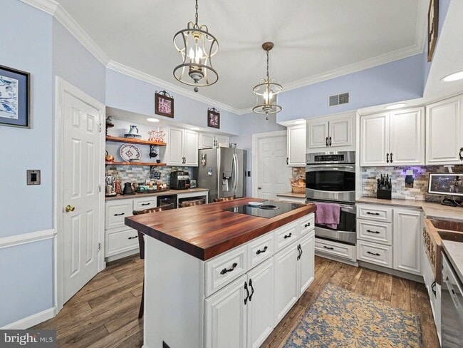 Building Photo - 16652 Purcival Ct