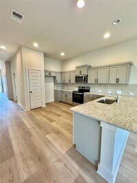 Building Photo - 100 Zayd Ct