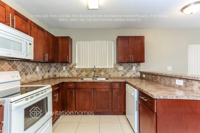 Building Photo - 16261 SW 58th Terrace