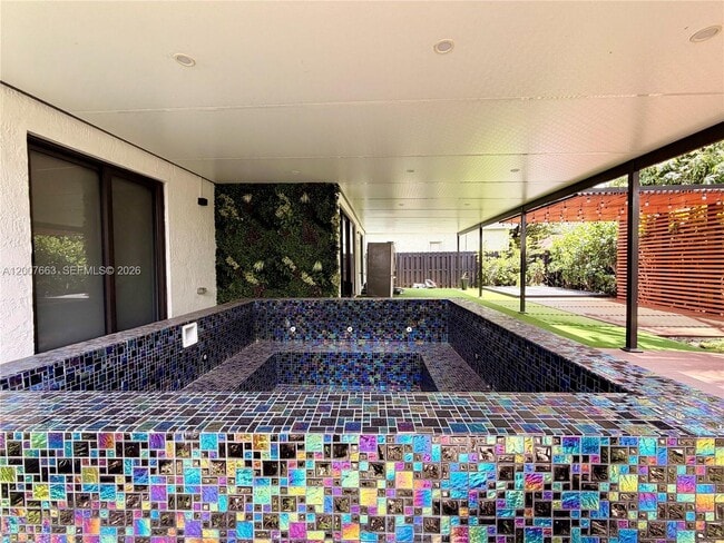 Building Photo - 86 NW 4th St