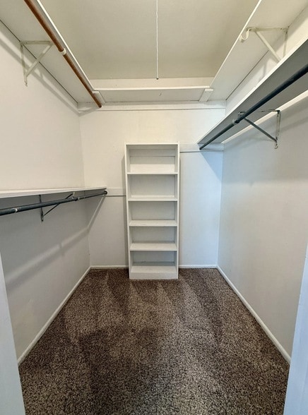 Building Photo - 2507 Camarie Ave