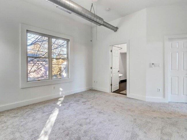 Building Photo - 1158 Ponce De Leon Ave NE