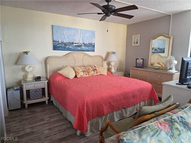 Building Photo - 8701 Estero Blvd