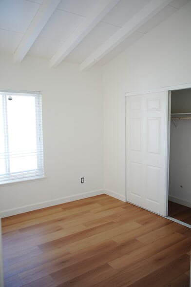 Building Photo - 7330 Amanda Ct