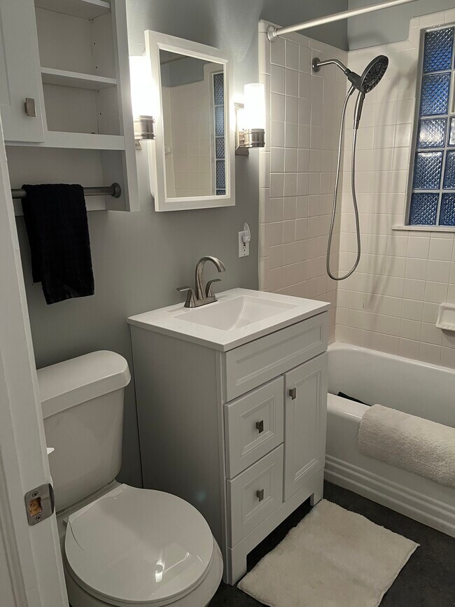 Building Photo - 1118 Cawood St